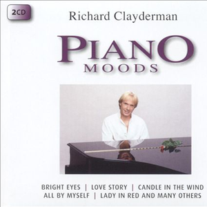 偷拍走光露出在线播放
